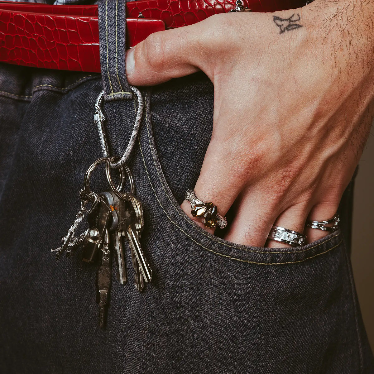 MINI OUROBOROS CARABINER - Hard Jewelry™